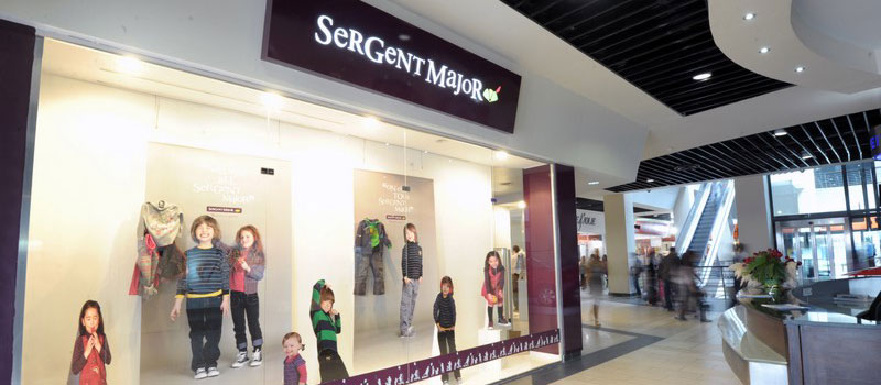 Une enseigne commerciale au centre commercial de Bab Ezzouar