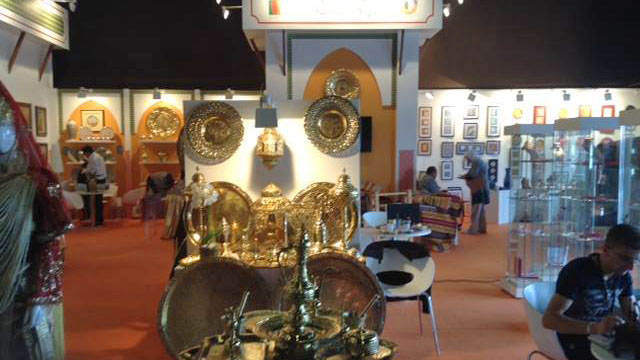 Le salon international de l'artisanat traditionnel d'Alger