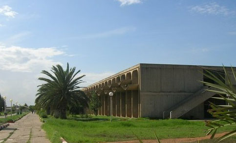L'université des sciences et de la technologie Houari Boumédiène à Bab Ezzouar