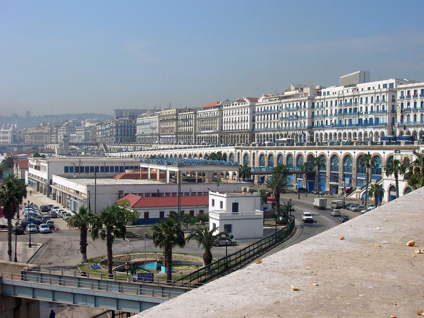 Photo du front de mer d'Alger (vue sur le port d'Alger)
