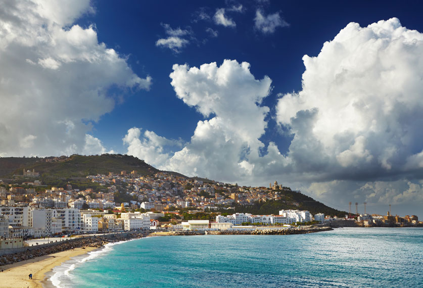 Photo de la plage El Kettani située sur la commune de Bab El Oued à Alger