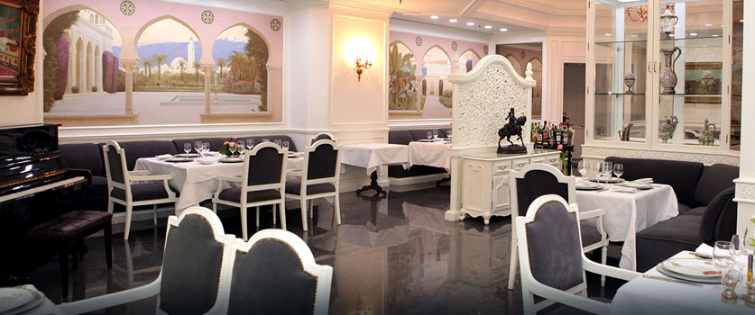 Un restaurant de l'hôtel Hilton d'Alger