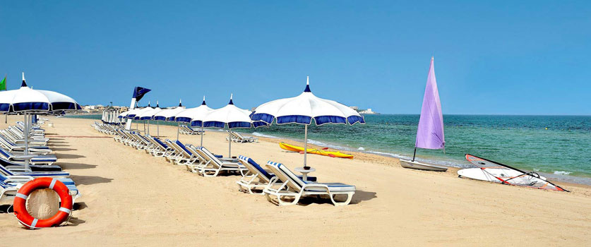 La plage privée de l'hôtel Sheraton à Alger