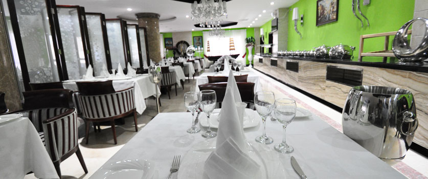 Le restaurant Kortoba de l'hôtel Soltane à Hussein Dey