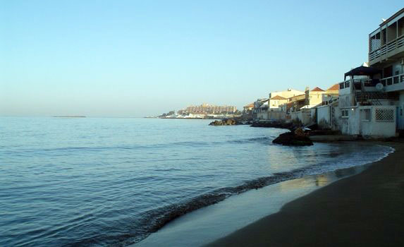La plage Sidi Fredj Ouest à Staoueli (Alger)
